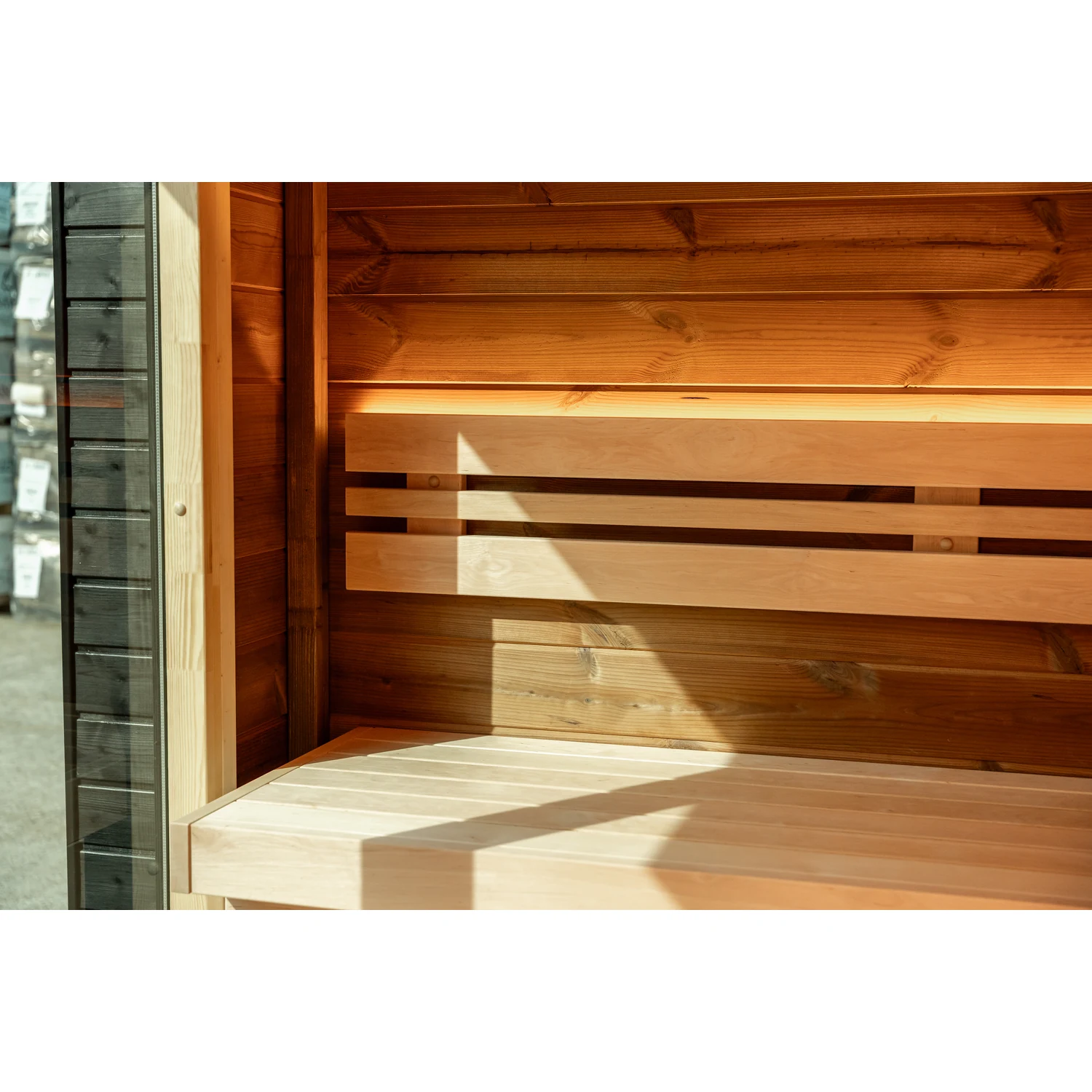 Leil Patio M outdoor sauna - bench window