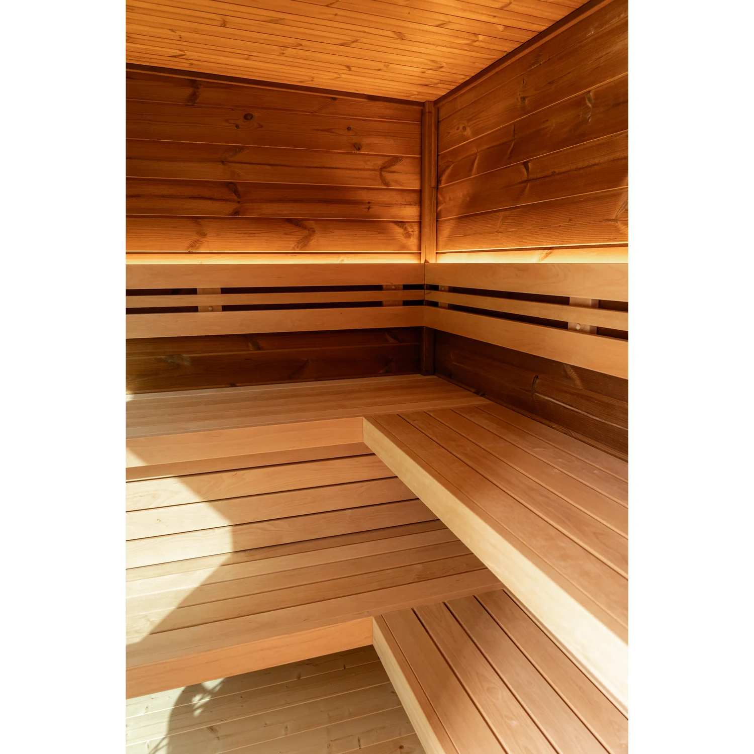 Leil Patio M outdoor sauna - interior corner