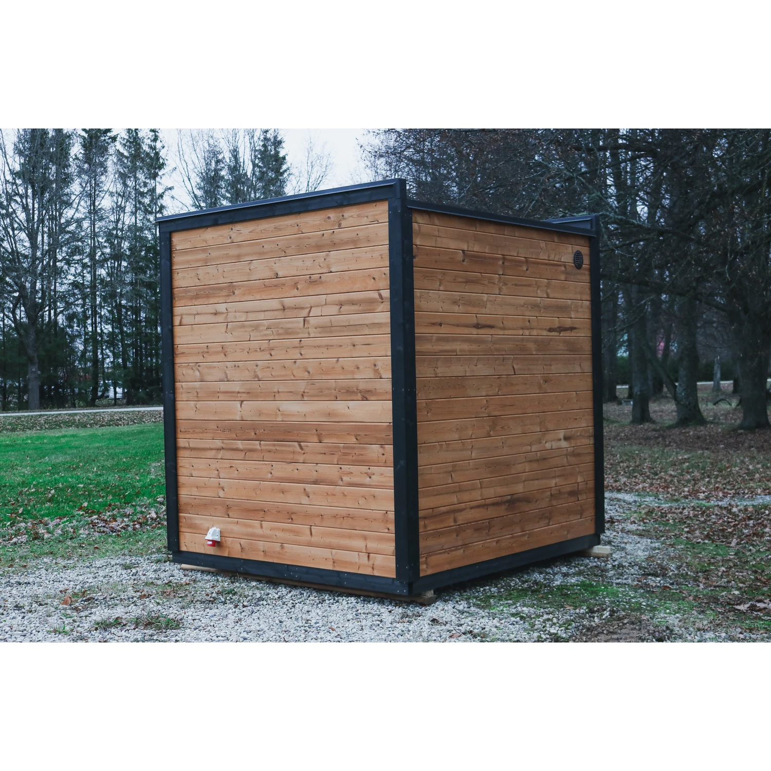 Leil Patio XS outdoor sauna - exterior rear