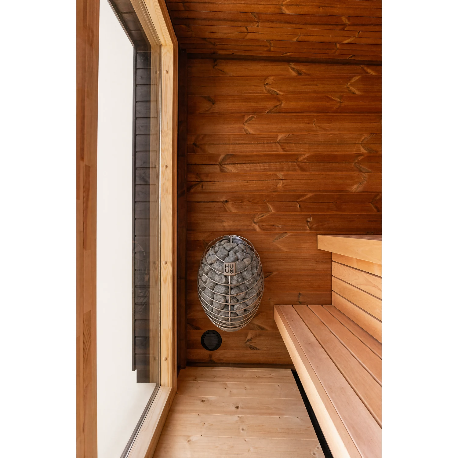 Leil Patio XXS outdoor sauna - interior corner